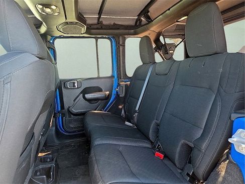 Used 2021 Jeep Wrangler Unlimited Sport image 13