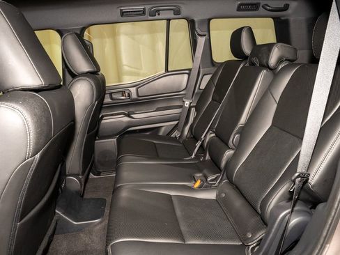 Used 2025 Toyota Land Cruiser image 10