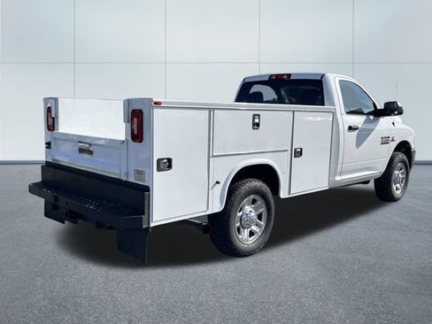 Used 2018 RAM 3500 SLT w/ Quick Order Package 29G SLT AWD/4WD image 3