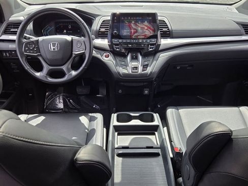 Used 2023 Honda Odyssey EX-L image 13