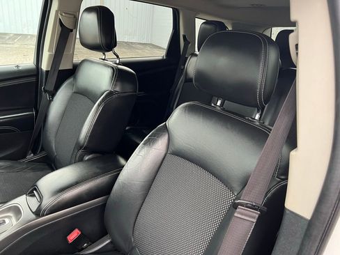 Used 2017 Dodge Journey Crossroad image 27