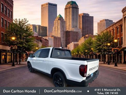 New 2026 Honda Ridgeline Black Edition image 8