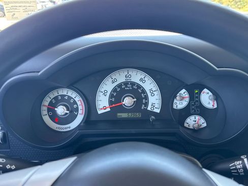 Used 2014 Toyota FJ Cruiser 4WD w/ Convenience Package image 16