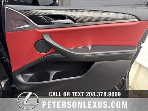 Used 2022 BMW X3 M40i image 12