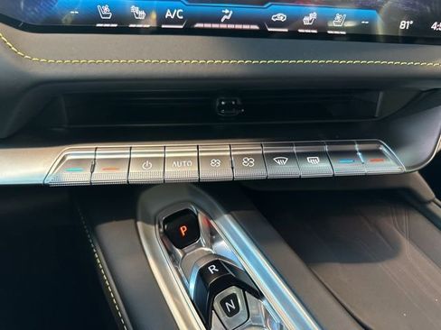 New 2026 Chevrolet Corvette Stingray Premium Cpe w/ Z51 Performance Package image 19