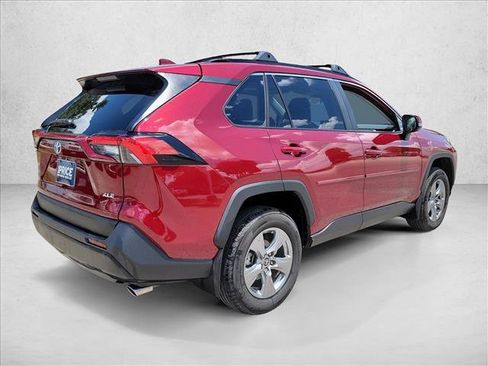 Used 2025 Toyota RAV4 XLE w/ Convenience Package FWD image 5