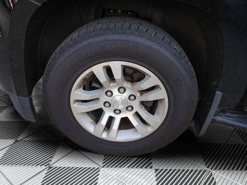 Used 2019 Chevrolet Tahoe LT AWD/4WD image 9