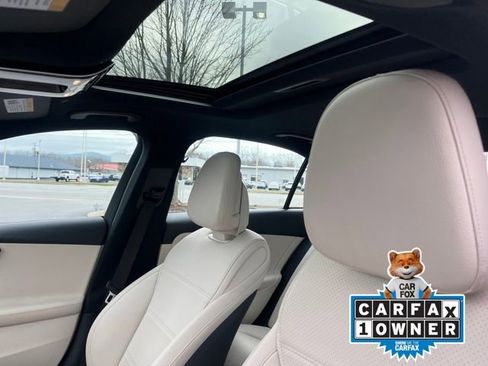 Used 2024 Mercedes-Benz C 300 4MATIC Sedan image 8