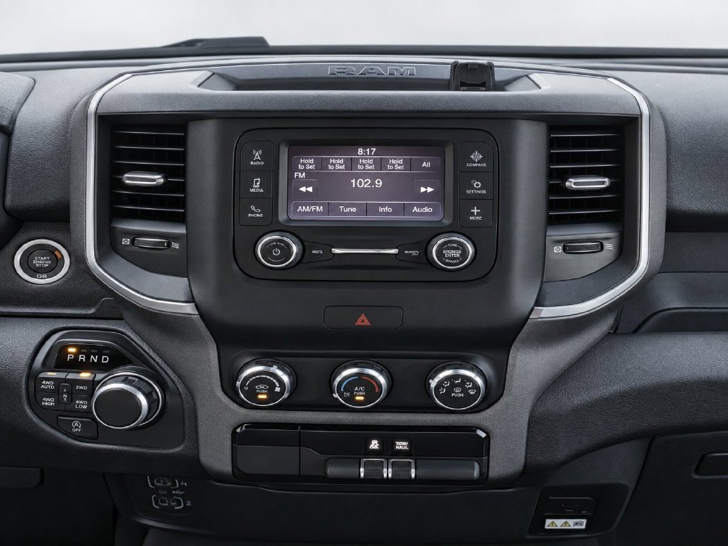 Used 2022 RAM 1500 Big Horn AWD/4WD image 30