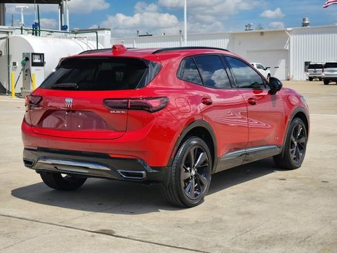 Used 2025 Buick Envision Sport Touring image 7