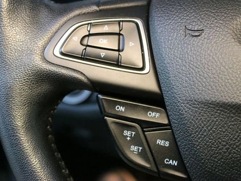 Used 2019 Ford Escape SEL AWD/4WD image 17