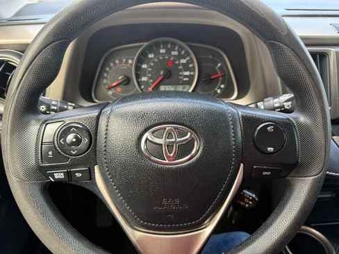 Used 2013 Toyota RAV4 XLE image 14
