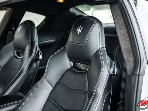 Used 2013 Maserati GranTurismo Sport image 61