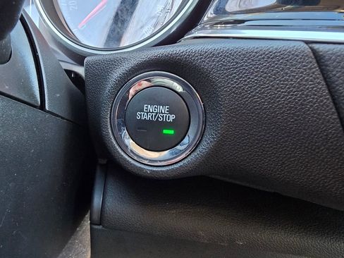 Used 2018 Buick Regal Essence w/ Driver Confidence Package #1 image 22