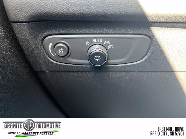 Used 2023 Buick Envision Preferred AWD/4WD image 33