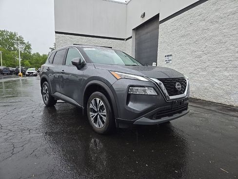 Used 2023 Nissan Rogue SV AWD/4WD image 7