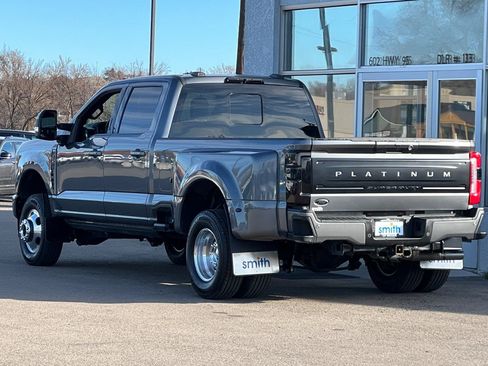 Used 2023 Ford F350 Platinum AWD/4WD image 7