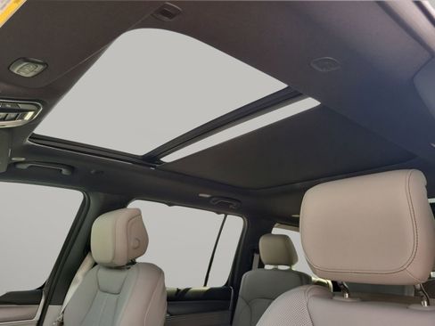 New 2025 Jeep Wagoneer Series III w/ Quick Order Package 25C Super image 20