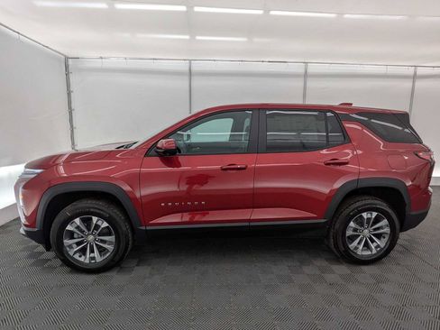 New 2026 Chevrolet Equinox LT w/ Convenience Package II AWD/4WD image 3