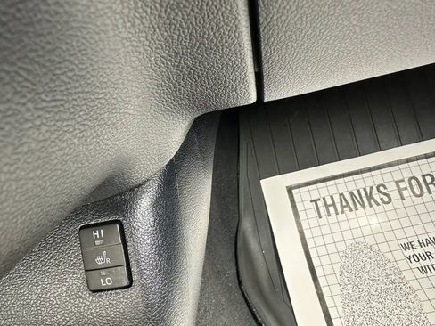 Used 2016 Toyota Prius Four w/ Advanced Technology Package FWD image 14