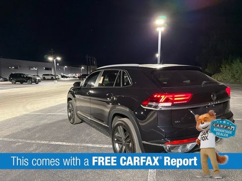 Used 2022 Volkswagen Atlas Cross Sport SEL R-Line AWD/4WD image 3