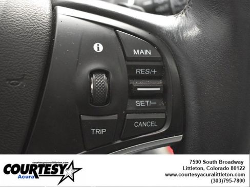 Used 2017 Acura MDX SH-AWD image 11