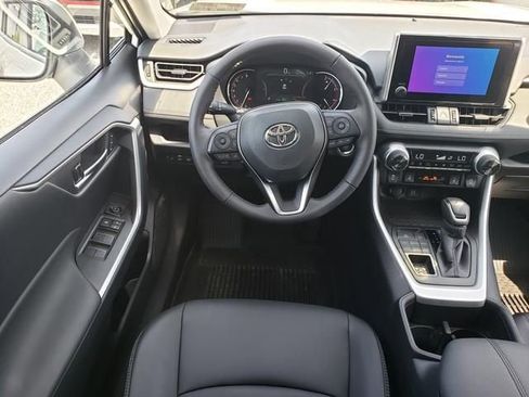 Used 2025 Toyota RAV4 XLE Premium AWD/4WD image 17