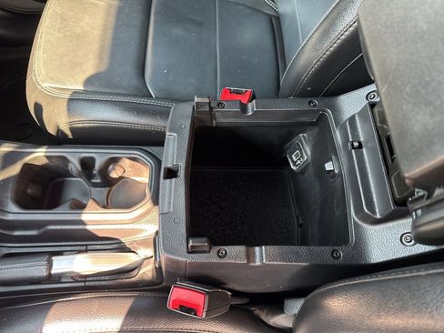 Used 2018 Jeep Wrangler Unlimited Sahara w/ Quick Order Package 24M Moab image 46