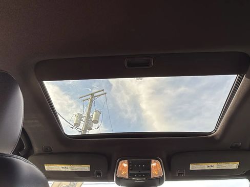 Used 2020 Jeep Grand Cherokee Limited image 30