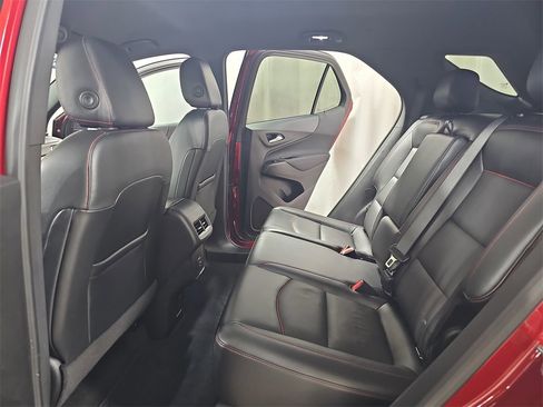 Certified 2023 Chevrolet Equinox RS w/ RS Leather Package image 18