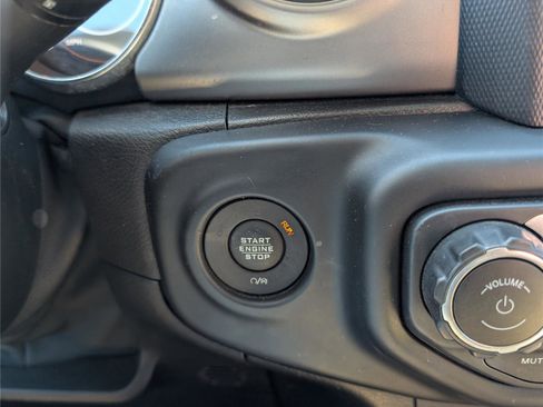 Used 2020 Jeep Gladiator Sport w/ Quick Order Package 24S image 25