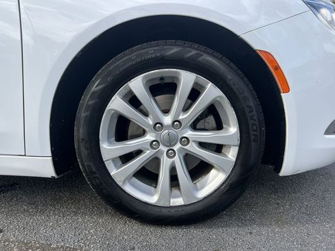 Used 2016 Chrysler 200 Limited w/ Anniversary Edition image 13