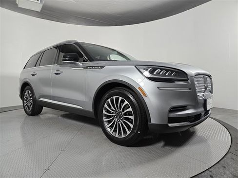 Certified 2023 Lincoln Aviator 2WD w/ Premium Package image 2