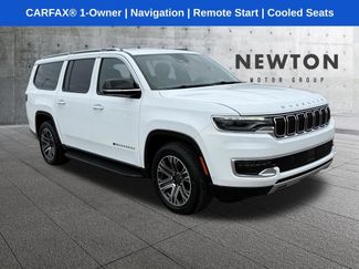 Used 2024 Jeep Wagoneer L Series II w/ Flexible Seating Group AWD/4WD video 1