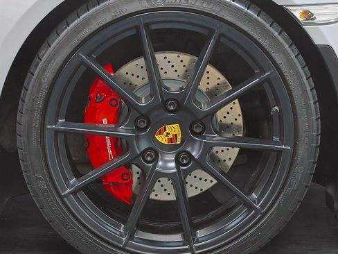 Used 2016 Porsche Boxster Spyder image 66