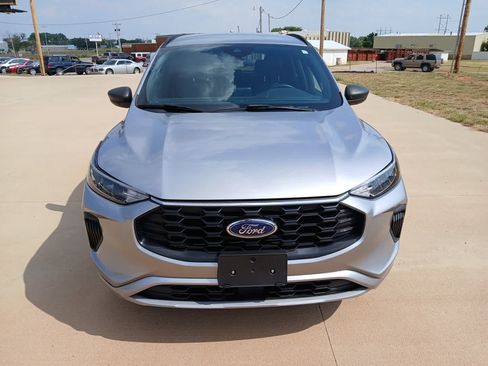 Used 2023 Ford Escape ST-Line AWD/4WD image 9