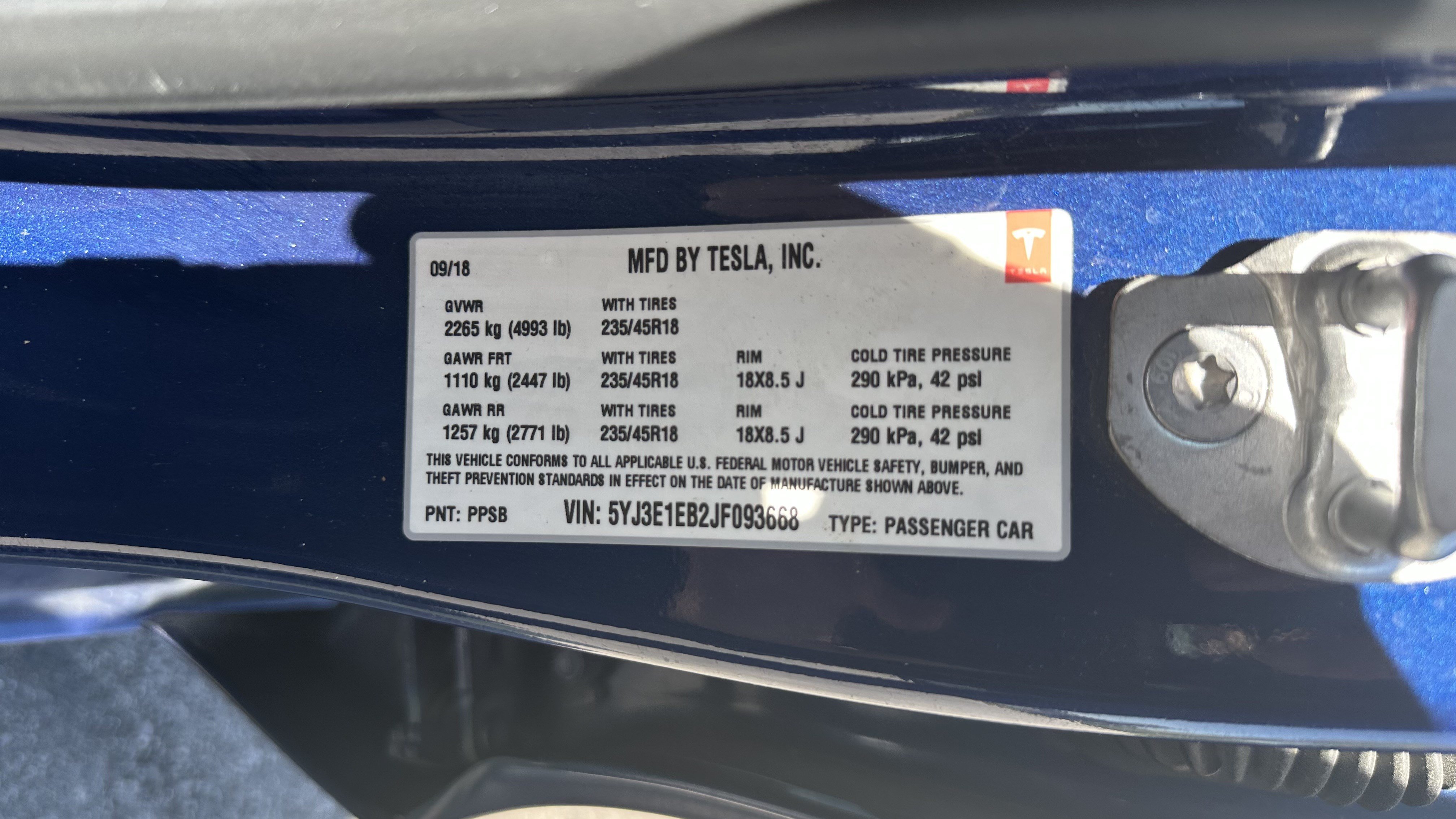 Used 2018 Tesla Model 3 Long Range AWD/4WD image 33