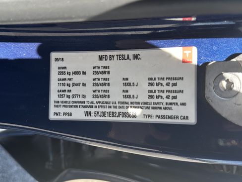 Used 2018 Tesla Model 3 Long Range AWD/4WD image 33