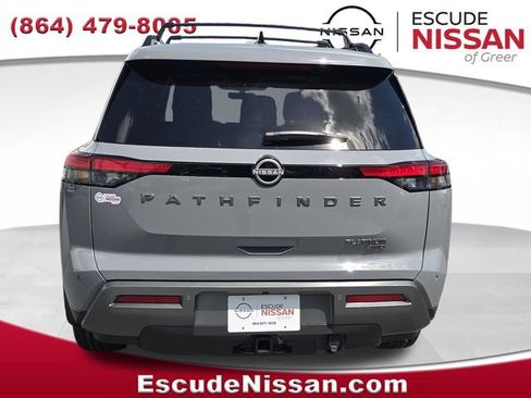 New 2026 Nissan Pathfinder Platinum AWD/4WD image 4