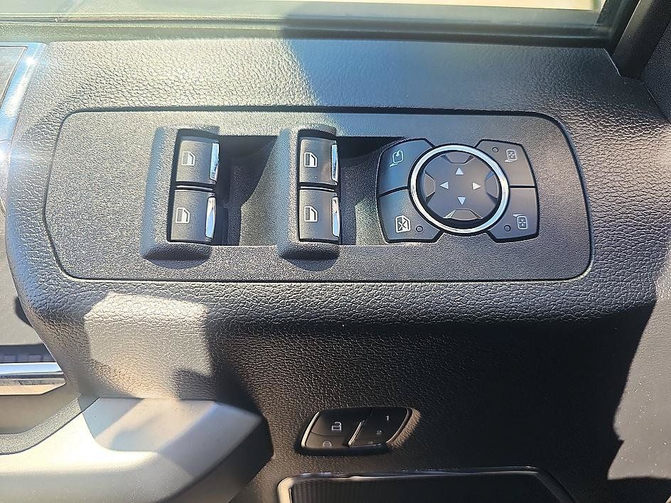 Used 2020 Ford F150 Lariat AWD/4WD image 11