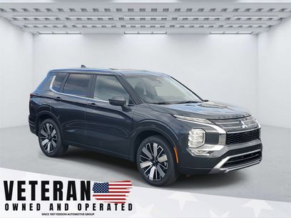 New 2025 Mitsubishi Outlander SE