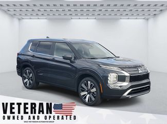 New 2025 Mitsubishi Outlander SE video 1