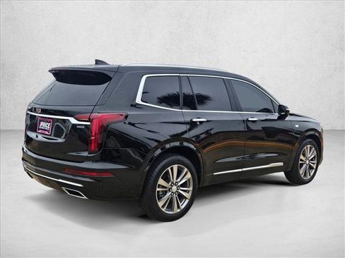 Used 2024 Cadillac XT6 Premium Luxury w/ Technology Package image 5