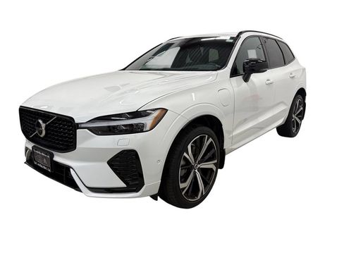 Used 2022 Volvo XC60 T8 R-Design w/ Advanced Package AWD/4WD image 7