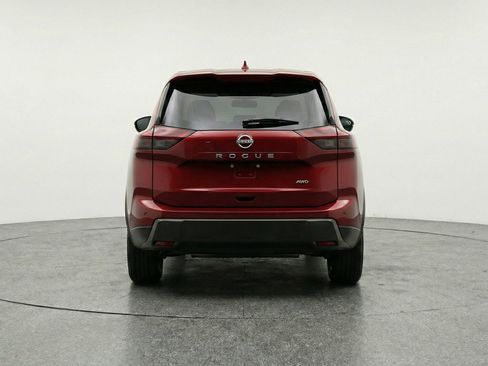 Used 2025 Nissan Rogue SV AWD/4WD image 7