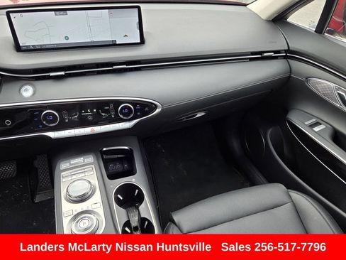 Used 2025 Genesis GV70 2.5T AWD/4WD image 15