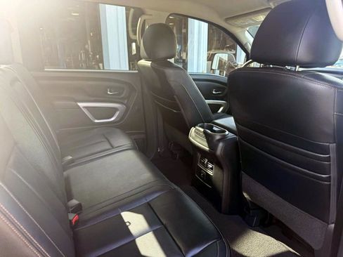 Used 2017 Nissan Titan SL w/ Chrome Package image 13