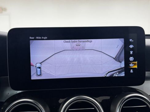 Used 2020 Mercedes-Benz GLC 350e GLC 350e image 21