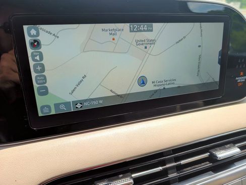 Used 2021 Hyundai Palisade Limited FWD image 24