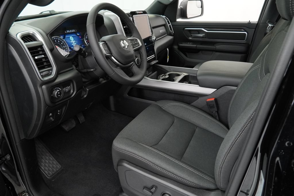 New 2026 RAM 1500 Big Horn AWD/4WD image 16